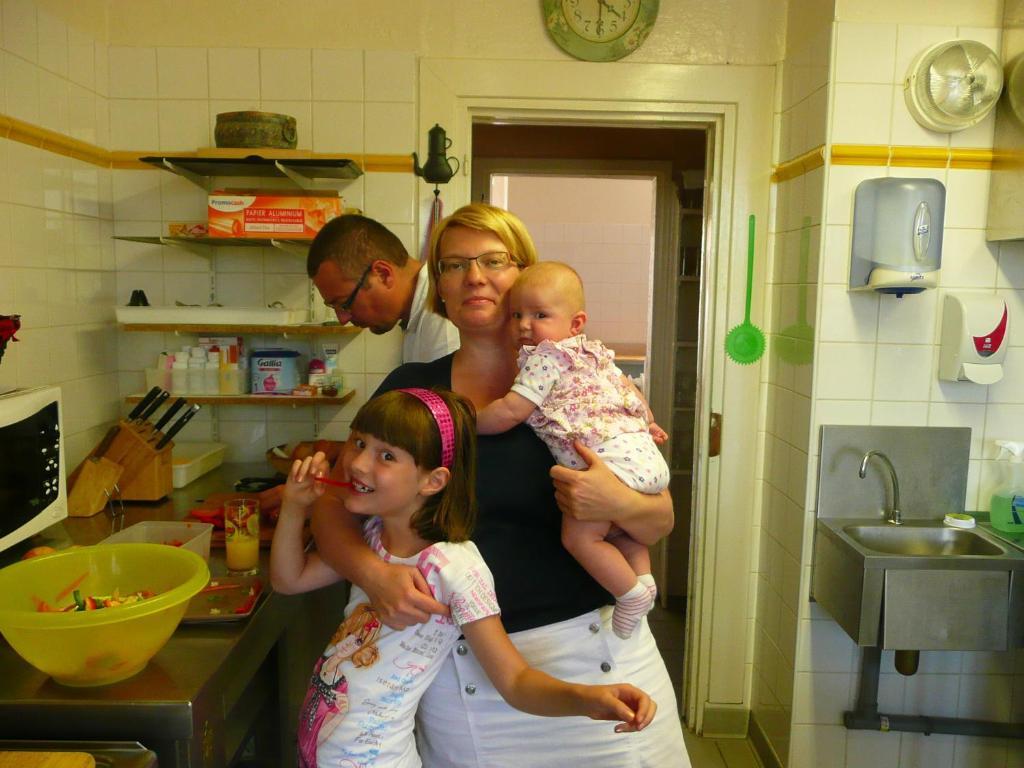 Bed & Breakfast D'hotes Et Roulotte Au Bonheur Du Parc Le Breuil (Allier)