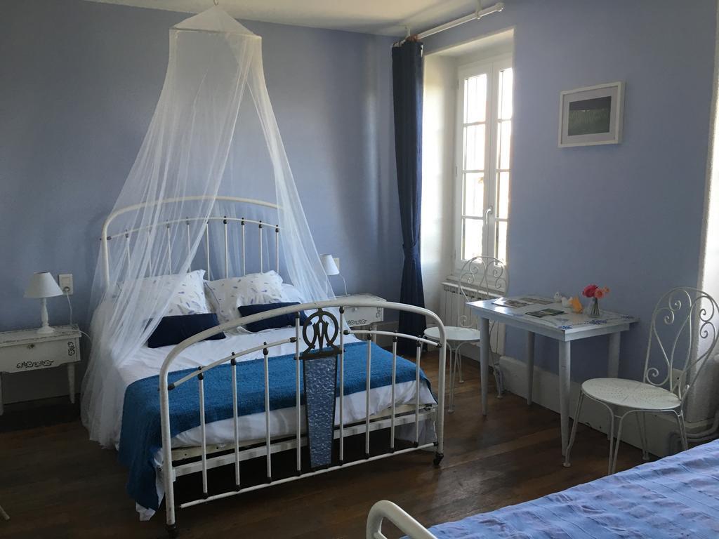 D'hotes Et Roulotte Au Bonheur Du Parc